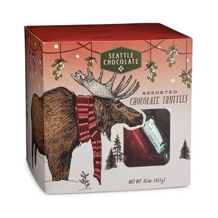 mistletoe moose box